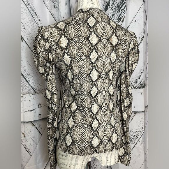 Free Kisses Snakeskin Print Top Mock Turtleneck Puffed Sleeve M - Picture 3 of 6